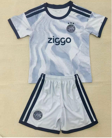Ajax Uitsetje 26/27