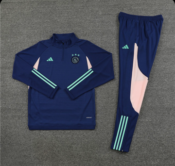 Ajax Trainingspak 23/24
