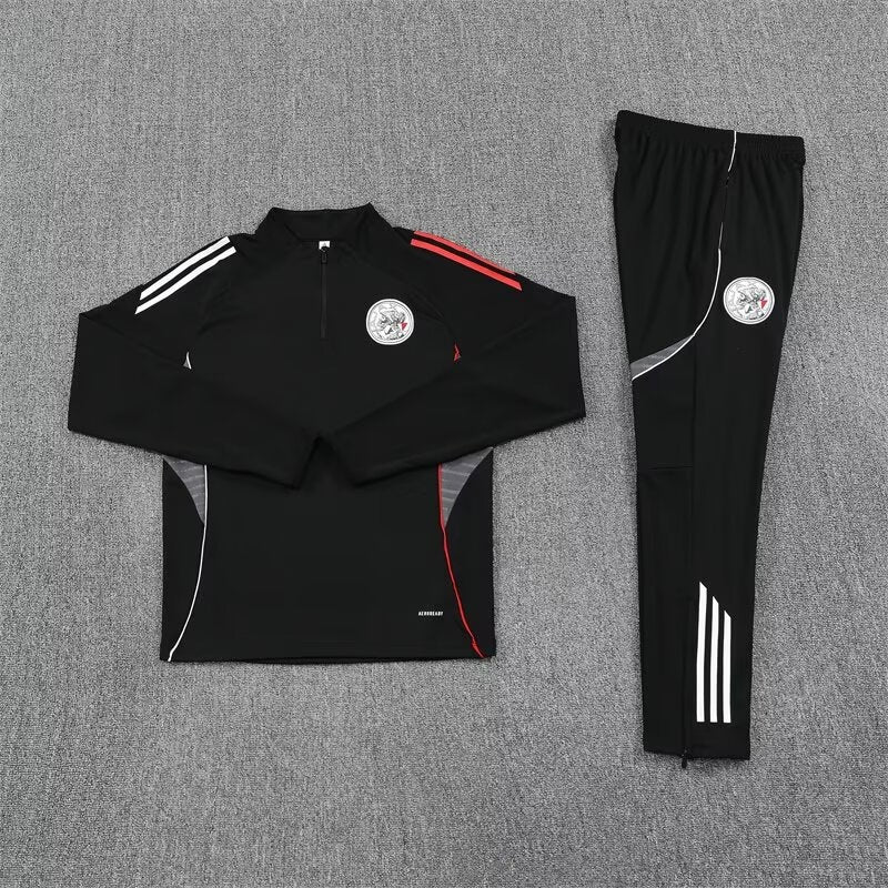 Ajax Trainingspak 25/26