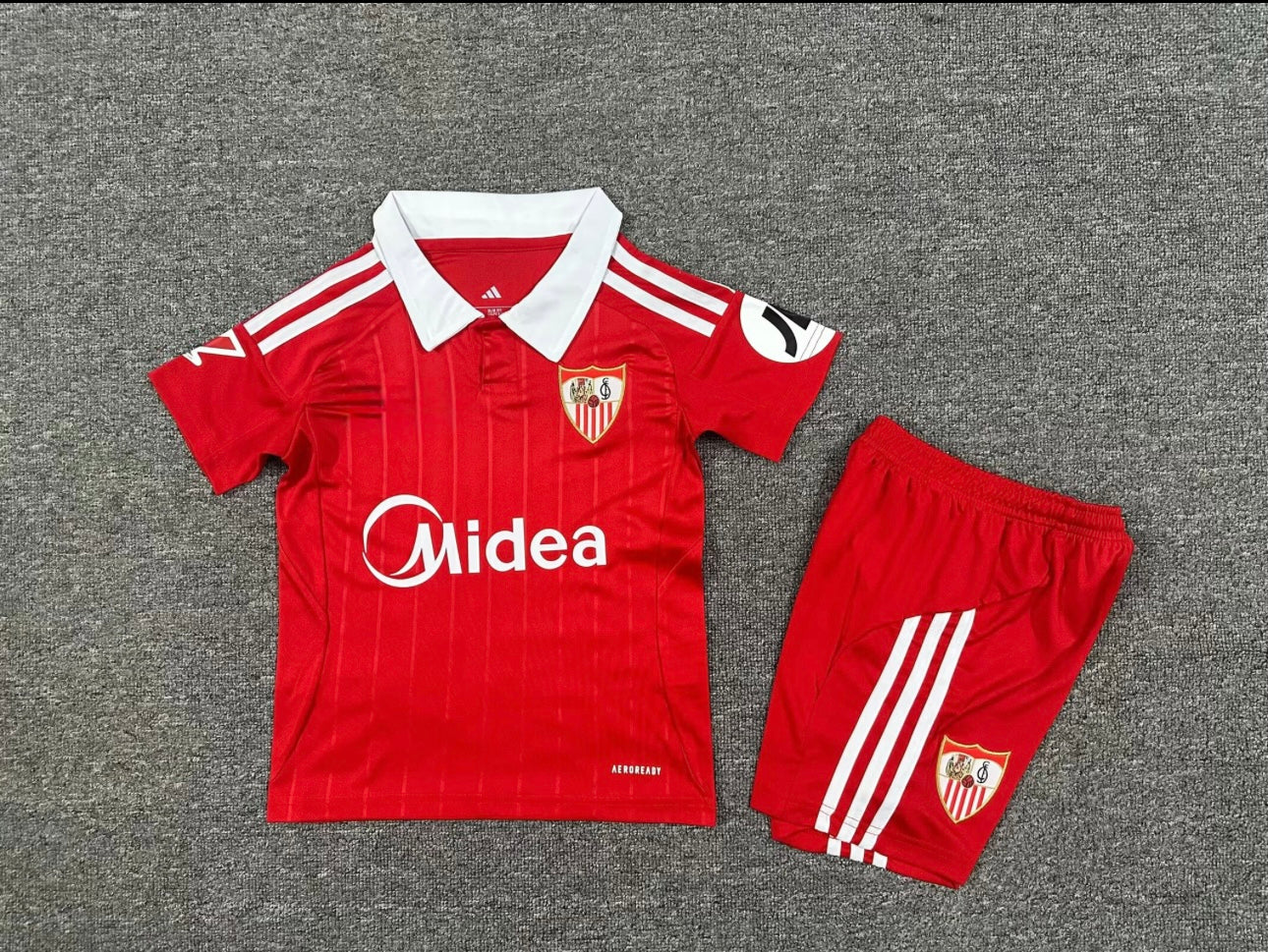 Sevilla Uitsetje 25/26