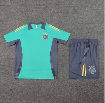 Ajax Trainingssetje 24/25