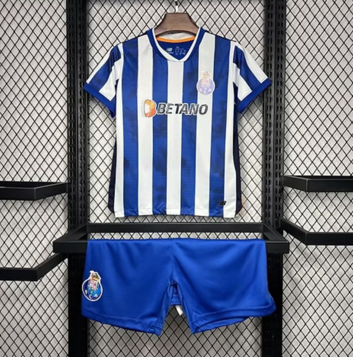 FC Porto Thuissetje 24/25