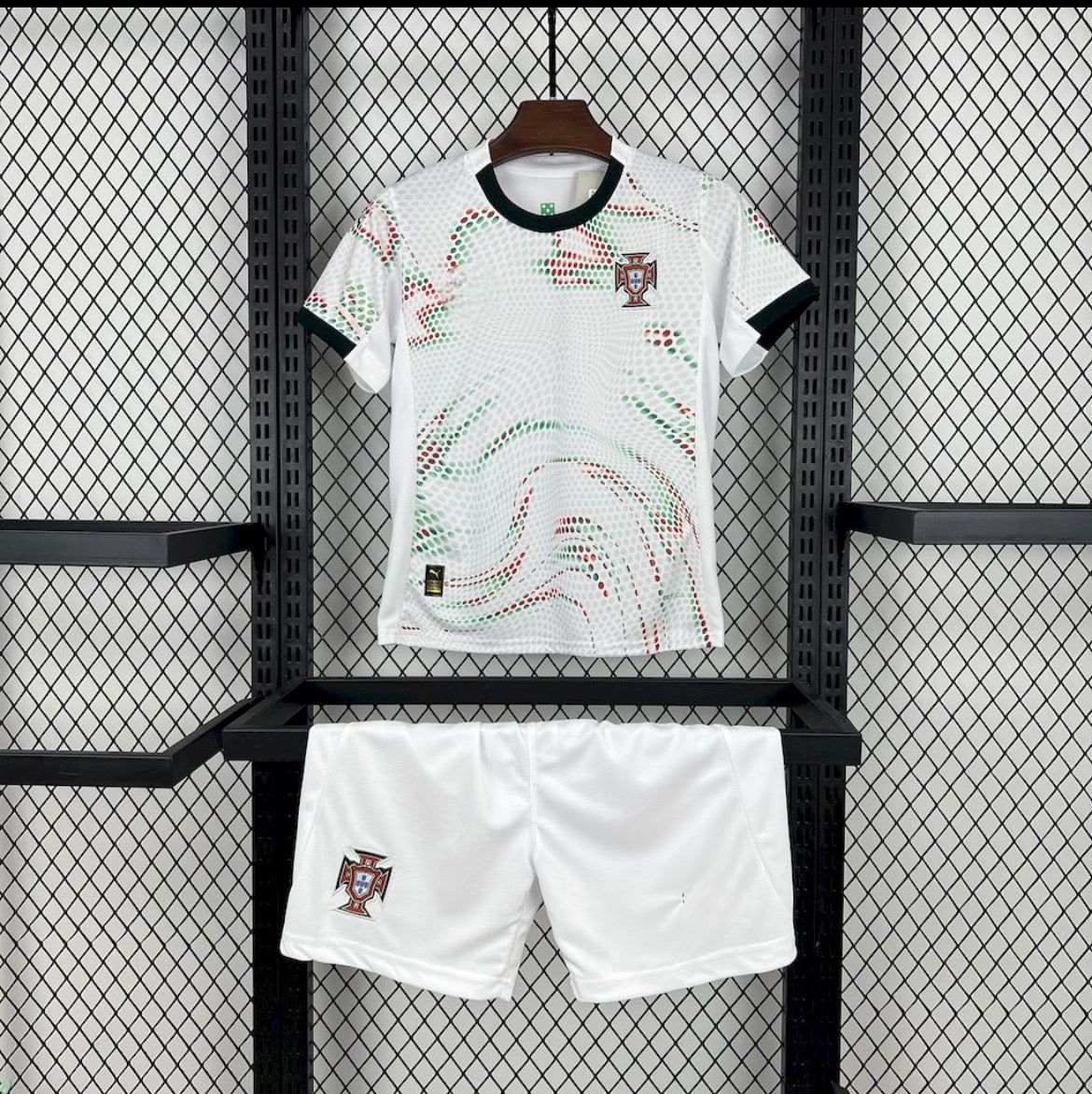 Portugal Uitsetje 24/25